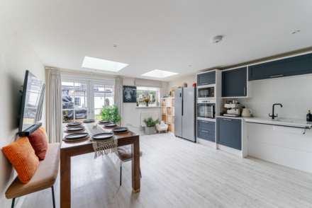 Close to Hospital**4-5 Double Bedrooms**Wheelchair Friendly with Lift Access to First Floor**Versatile Accommodation**, Image 4