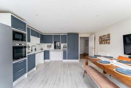 Close to Hospital**4-5 Double Bedrooms**Wheelchair Friendly with Lift Access to First Floor**Versatile Accommodation**, Image 9