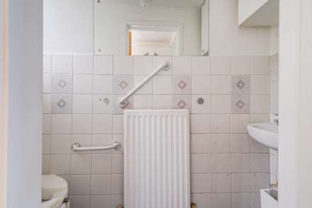 Weston super Mare**Close to Hospital**Great Family Home**Good Size Corner Plot**, Image 16