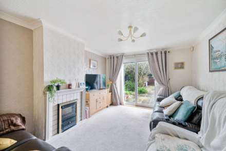 Weston super Mare**Close to Hospital**Great Family Home**Good Size Corner Plot**, Image 4