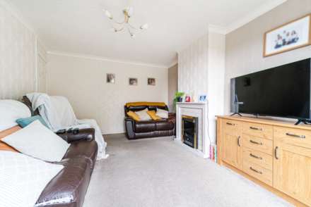 Weston super Mare**Close to Hospital**Great Family Home**Good Size Corner Plot**, Image 5