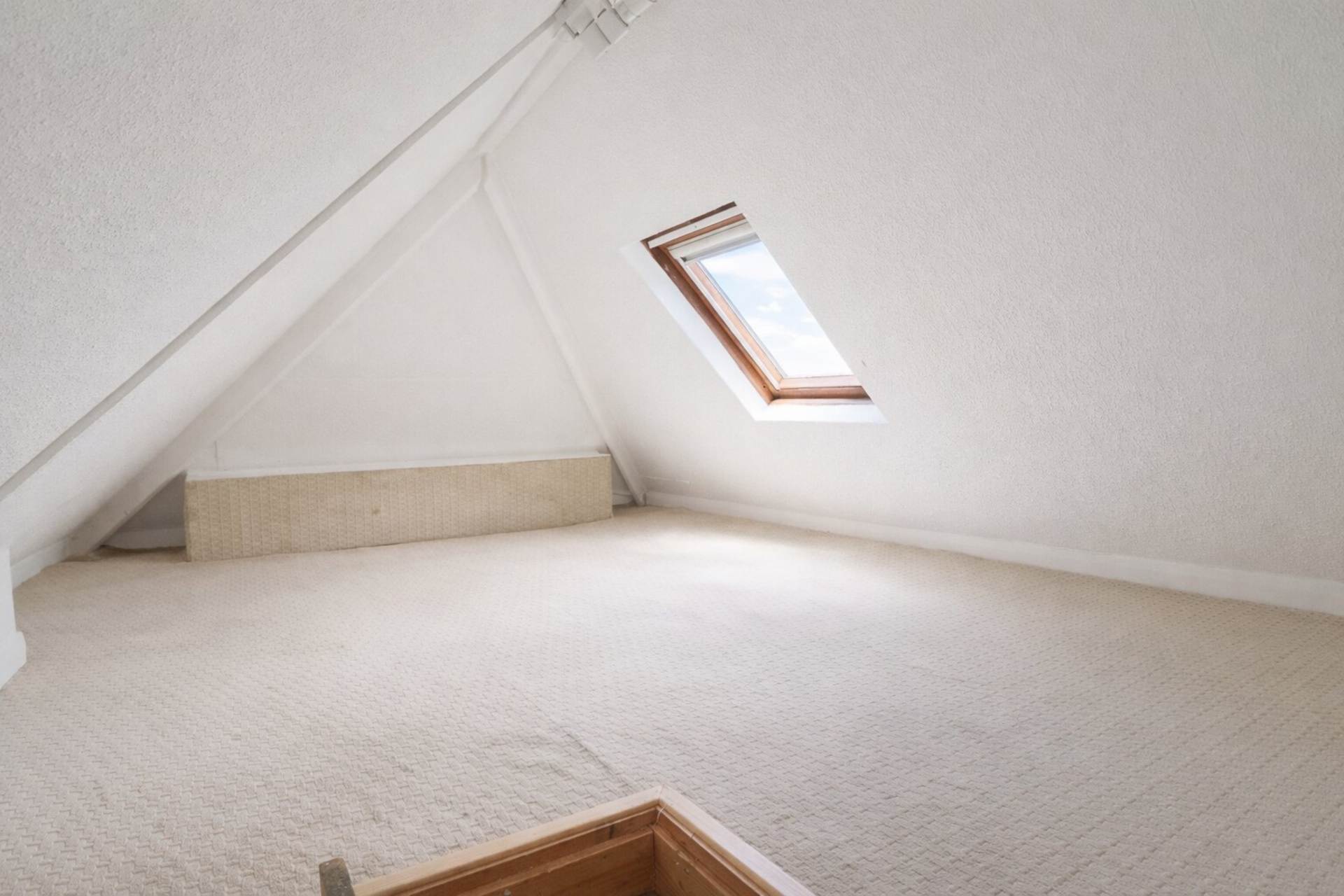 Moorland Road, South Ward, Image 8