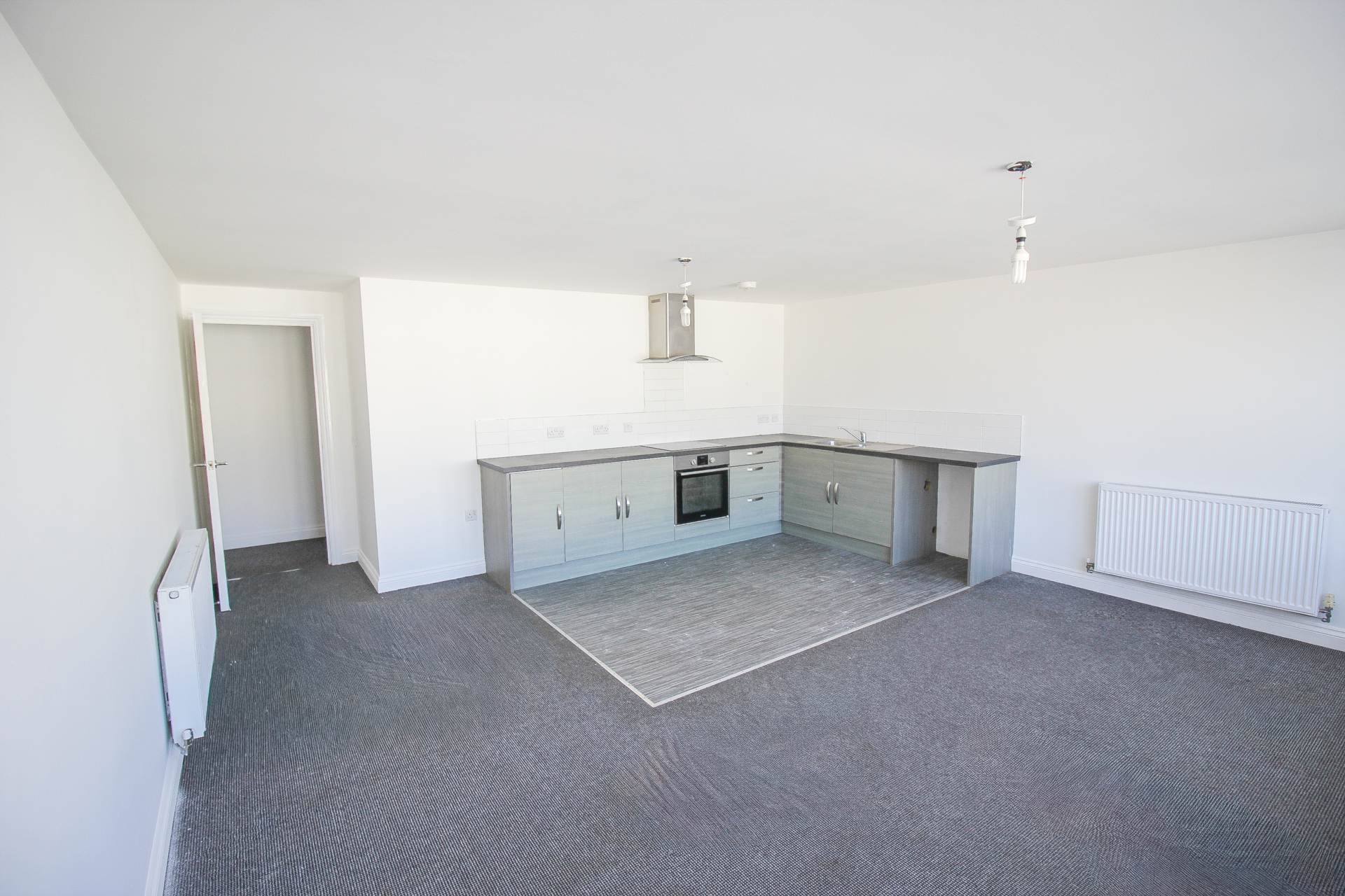 Weston-super-Mare**Centrally Located**20 ' x 16' Open Plan Living Area**Two Double Bedrooms**, Image 3
