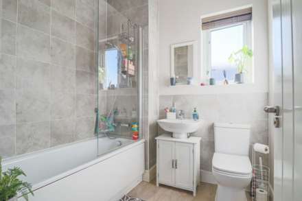 Ormrod Grove, Locking Parklands, Image 21