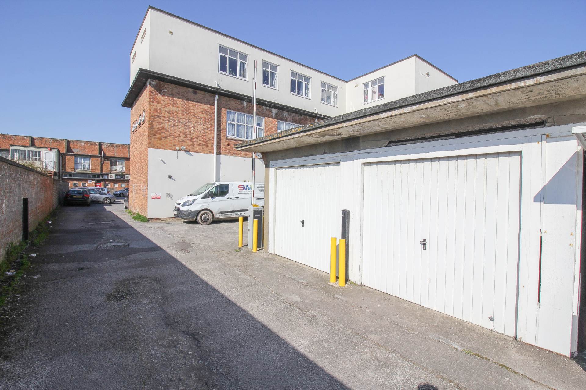 CENTRALLY LOCATED**WATERLOO STREET**, Image 2