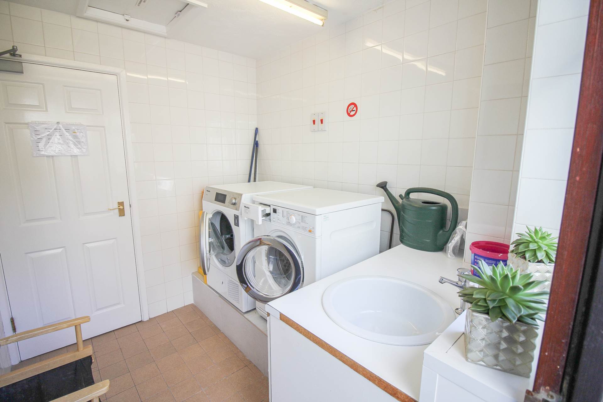 Central Level Location**Over 60's**Lift Access**close to all Amenities**, Image 10