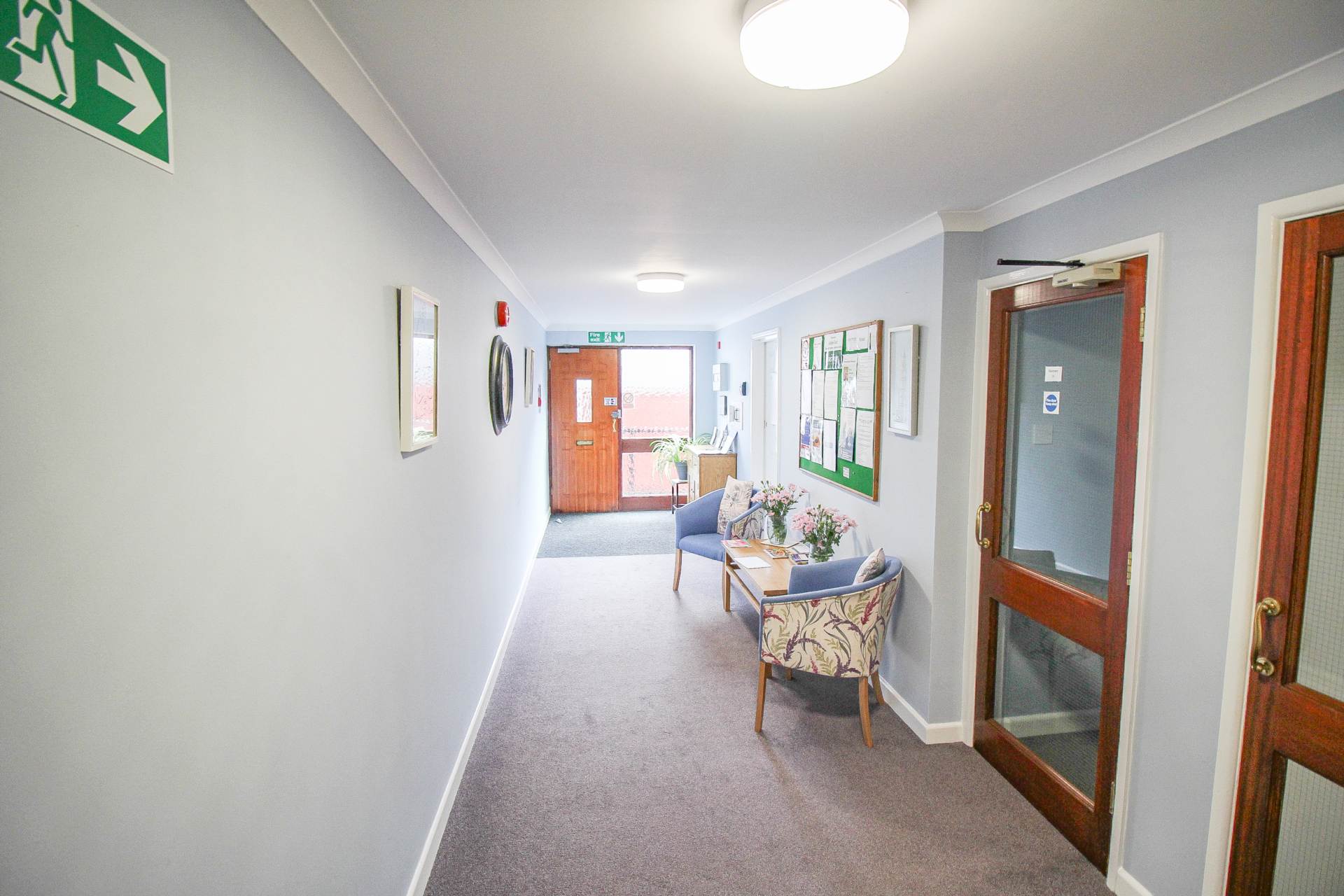 Central Level Location**Over 60's**Lift Access**close to all Amenities**, Image 11