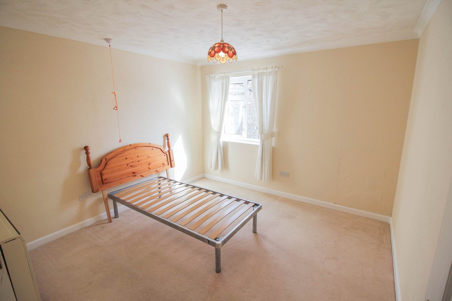 Central Level Location**Over 60's**Lift Access**close to all Amenities**, Image 7