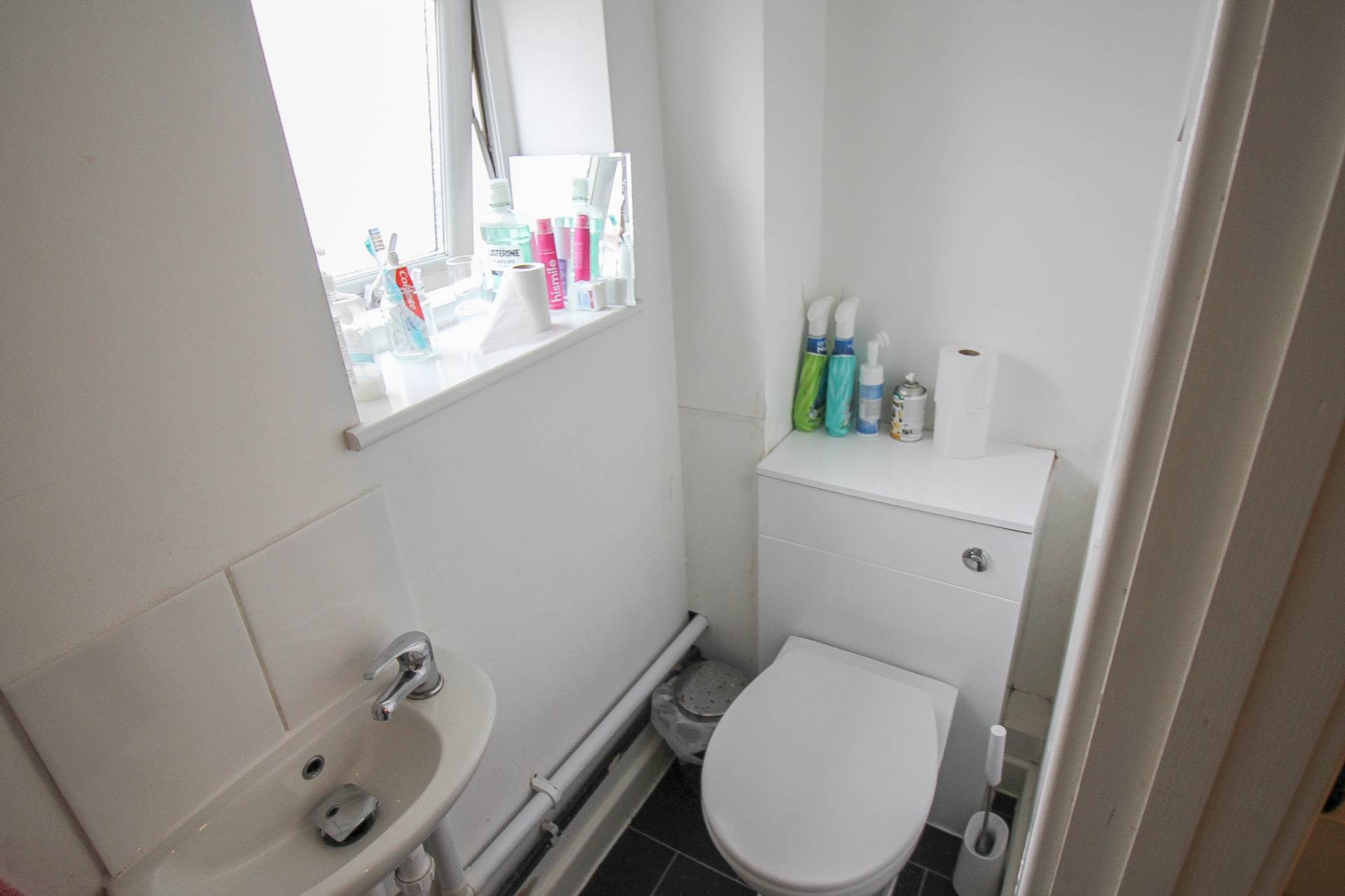 Waterloo Street, **16' x 12' lounge**3 bedrooms**bathroom and Cloakroom**Outside Area**, Image 6
