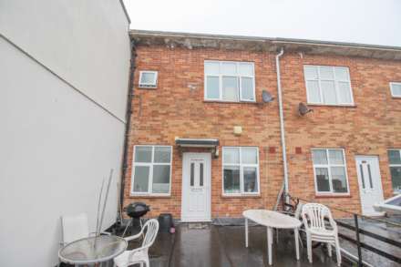 Waterloo Street, **16' x 12' lounge**3 bedrooms**bathroom and Cloakroom**Outside Area**, Image 1