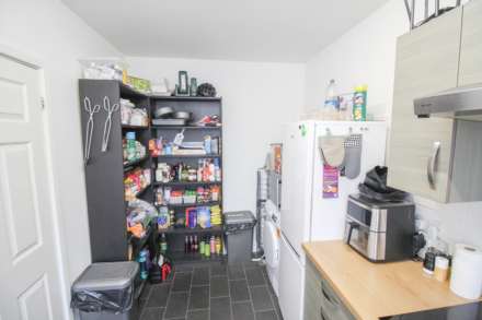 Waterloo Street, **16' x 12' lounge**3 bedrooms**bathroom and Cloakroom**Outside Area**, Image 5