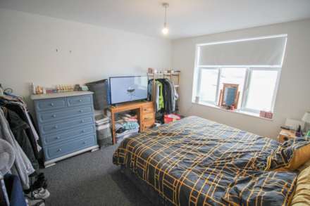 Waterloo Street, **16' x 12' lounge**3 bedrooms**bathroom and Cloakroom**Outside Area**, Image 7