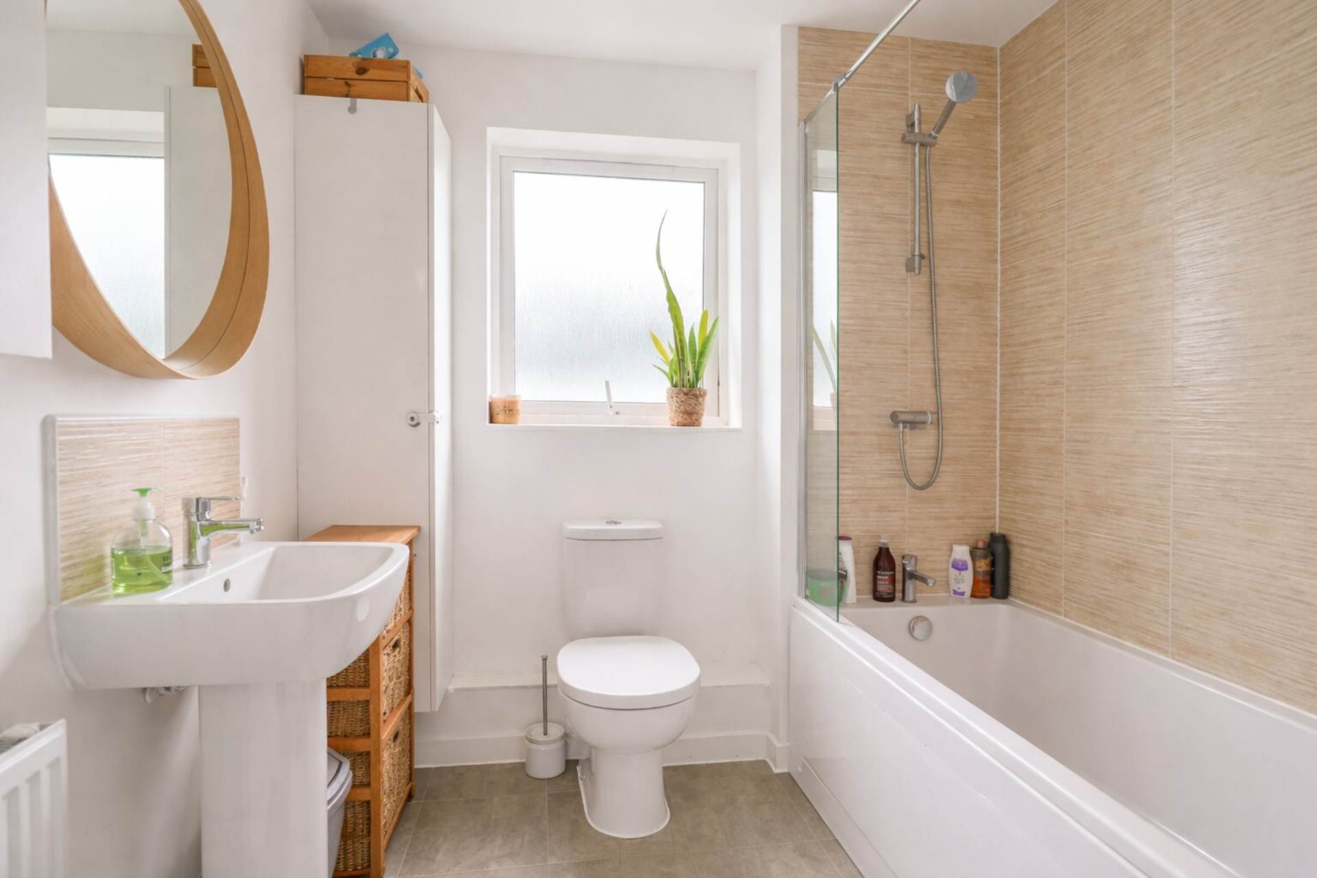 Airoh End, Haywood Village, Image 13