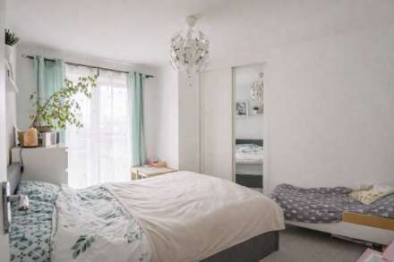 Airoh End, Haywood Village, Image 11