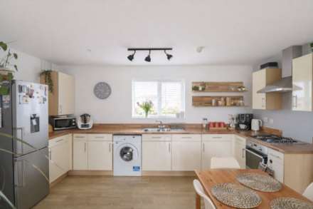 Airoh End, Haywood Village, Image 9