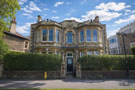 Lovers Walk, Great First Time Buyers Opportunity