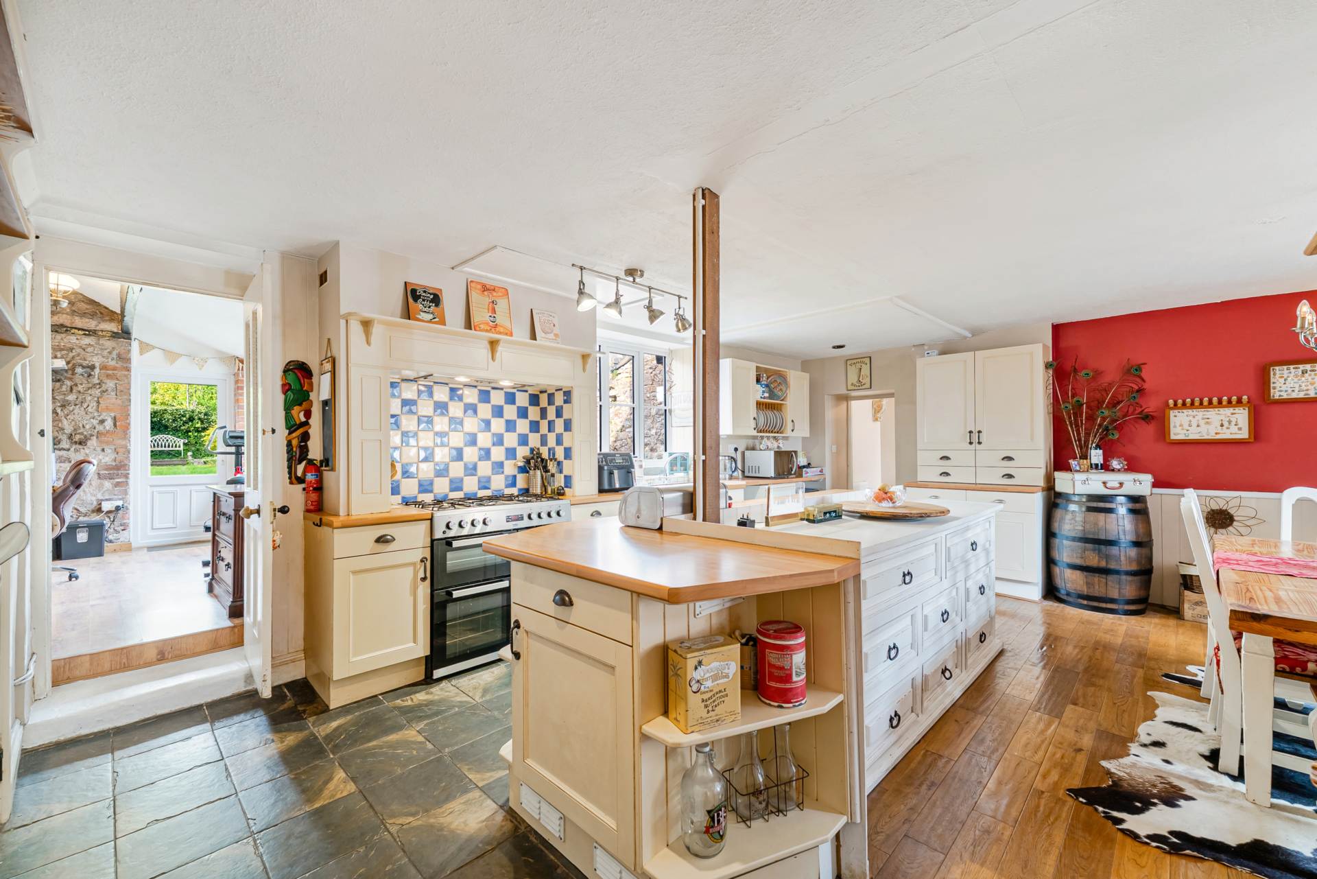 Churchill**4 Bedroom Cottage**Development Potential/Planning Granted**Fantastic Opportunity**Large Garden**, Image 5