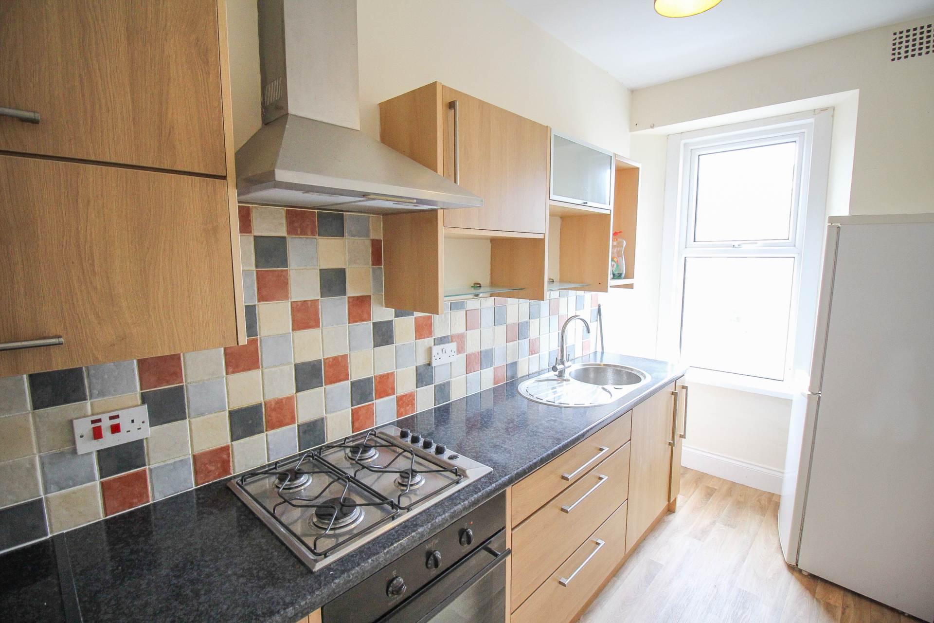 South Ward**New 999 Year Lease**Two Double Bedrooms**Light & spacious Throughout**, Image 6
