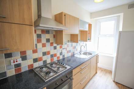 South Ward**New 999 Year Lease**Two Double Bedrooms**Light & spacious Throughout**, Image 6