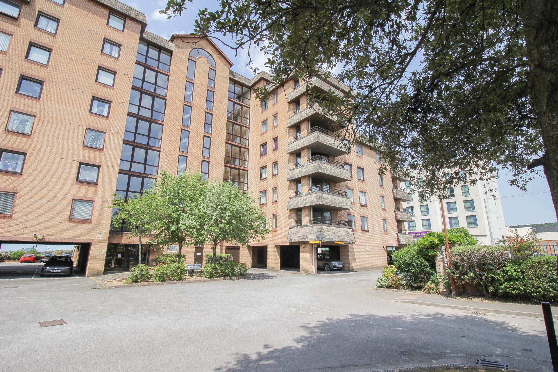 Carlton Mansions, Image 1