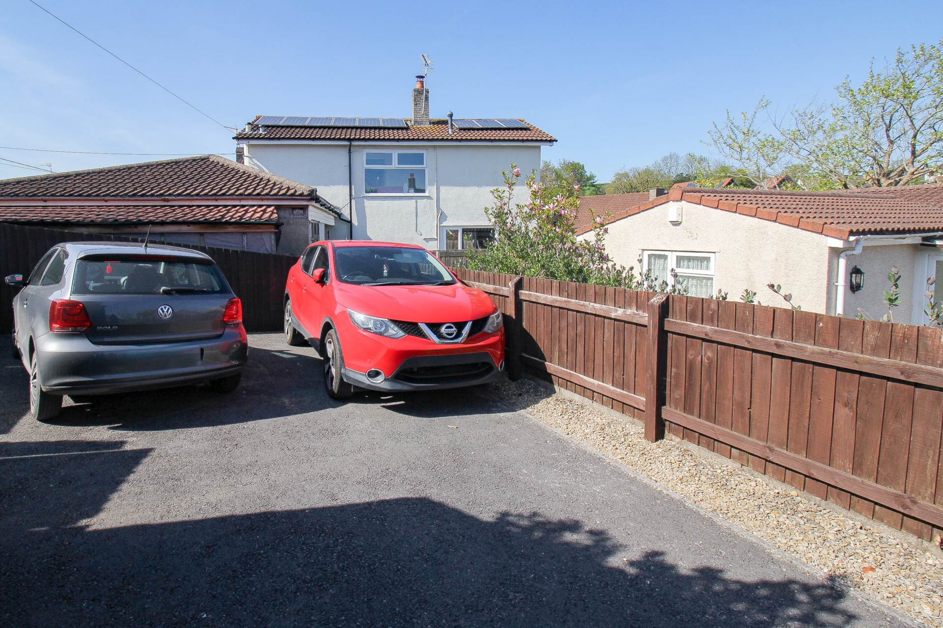 High Street**Charming Semi Detached Period Cottage** Sunny Private Garden**Off Street Parking 2-3 Cars**, Image 16
