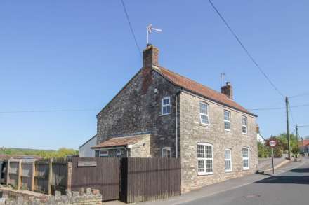 High Street**Charming Semi Detached Period Cottage** Sunny Private Garden**Off Street Parking 2-3 Cars**, Image 17