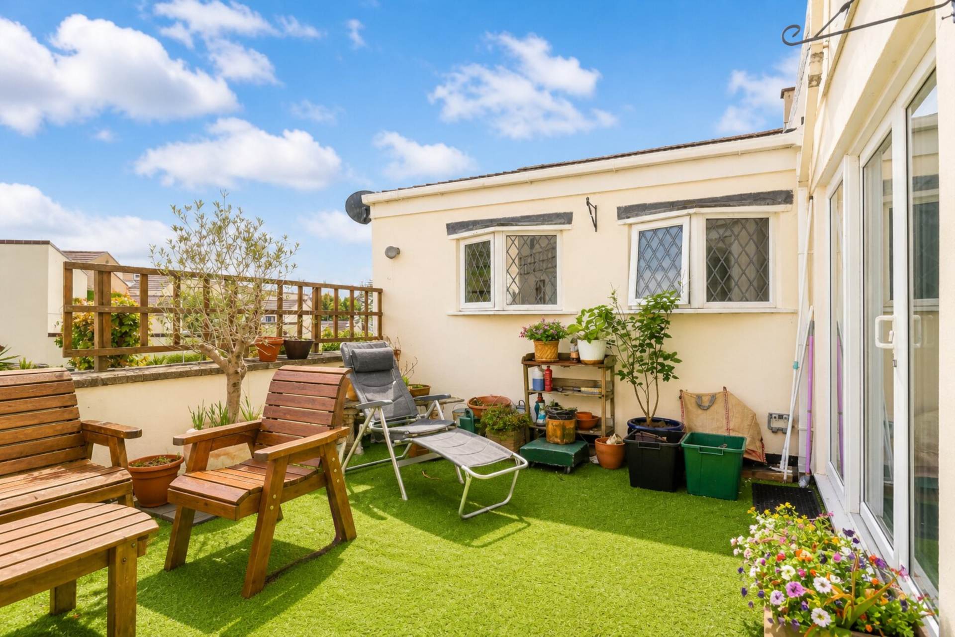 Ashcombe Gardens, Milton, Image 5