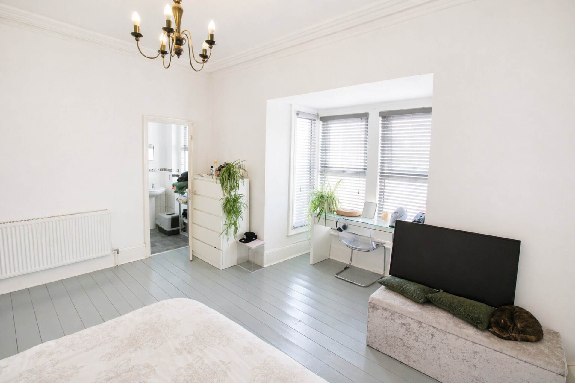 Milton Road**5 Double Bedrooms**South Facing Garden**Two Bathrooms/En Suite/Two Cloakrooms**HMO/Development Potential**, Image 8