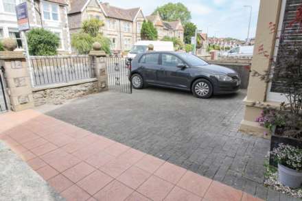 Milton Road**5 Double Bedrooms**South Facing Garden**Two Bathrooms/En Suite/Two Cloakrooms**, Image 25