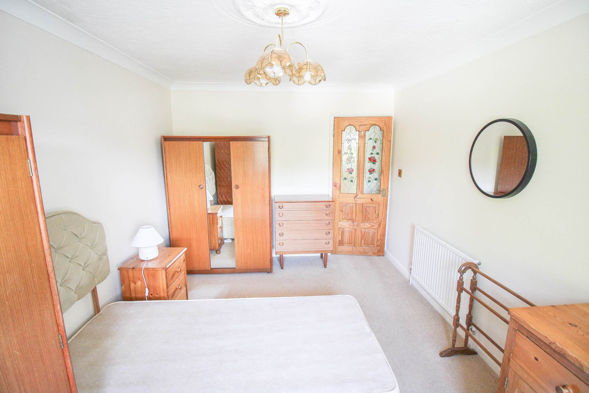 Hill Road** Own Entrance**Well Managed Block of 7 Flats**Super Location**2 Bedrooms**Parking**, Image 9