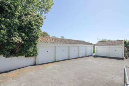 Hill Road** Own Entrance**Well Managed Block of 7 Flats**Super Location**2 Bedrooms**Parking**, Image 14