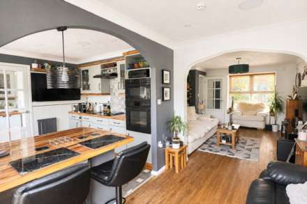 Longridge Way, Edge Of Weston Village, Image 12