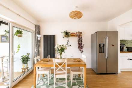Trewartha Close, Hillside, Image 12