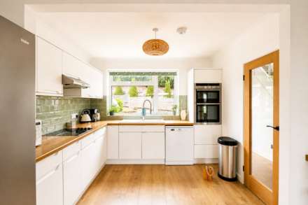 Trewartha Close, Hillside, Image 14