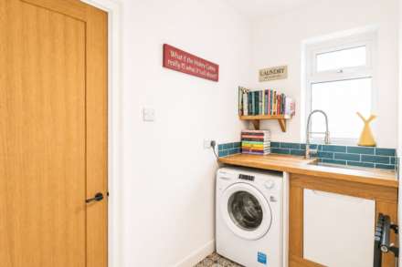 Trewartha Close, Hillside, Image 31