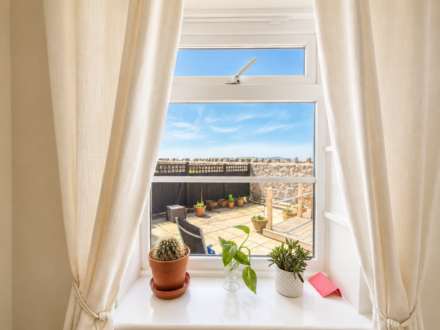 Royal Sands, Weston Sea Front - Gated Development, Image 4