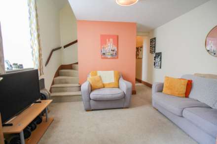 St Saviours Church**Own Entrance**Versatile Layout**Allocated Parking**Super Location**, Image 8