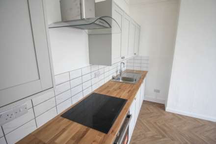 South Ward**2 Bedrooms**Garden Area**New Kitchen & Shower Room**Parking**, Image 3