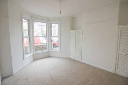 South Ward**2 Bedrooms**Garden Area**New Kitchen & Shower Room**Parking**, Image 6