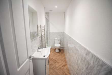 South Ward**2 Bedrooms**Garden Area**New Kitchen & Shower Room**Parking**, Image 9