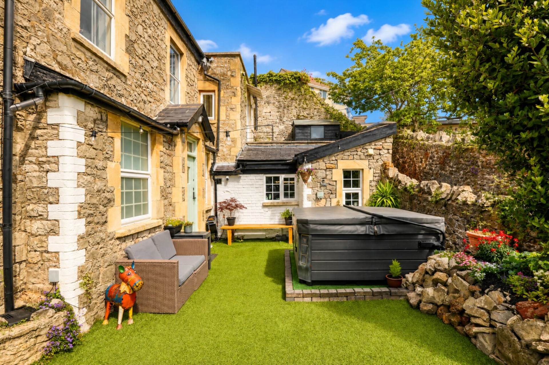 Coombe Road, Hillside, Image 28