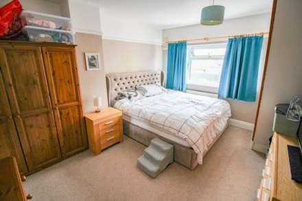 South Ward**4 Bedrooms**Occasional Bedroom/Loft Room**South Facing Garden**Garage/Workshop & Ample Parking**, Image 13