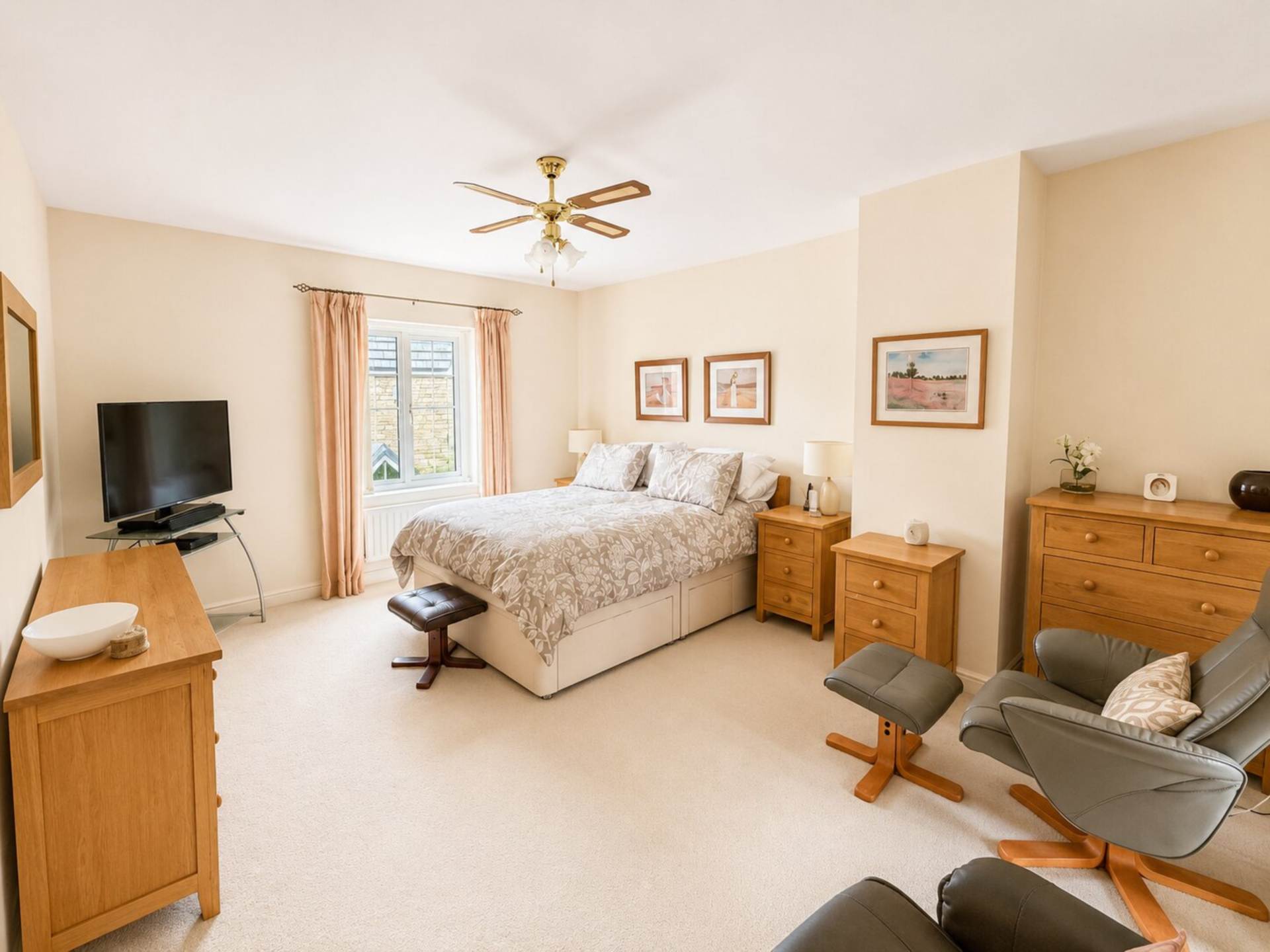 Pastures Avenue, St Georges, Image 14