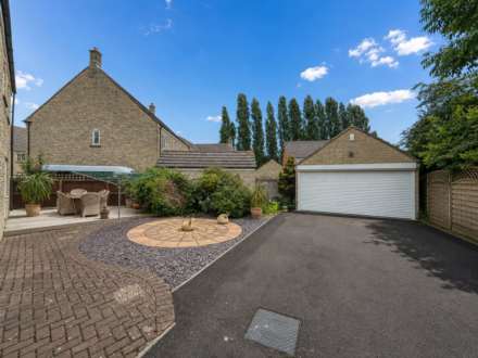 Pastures Avenue, St Georges, Image 10