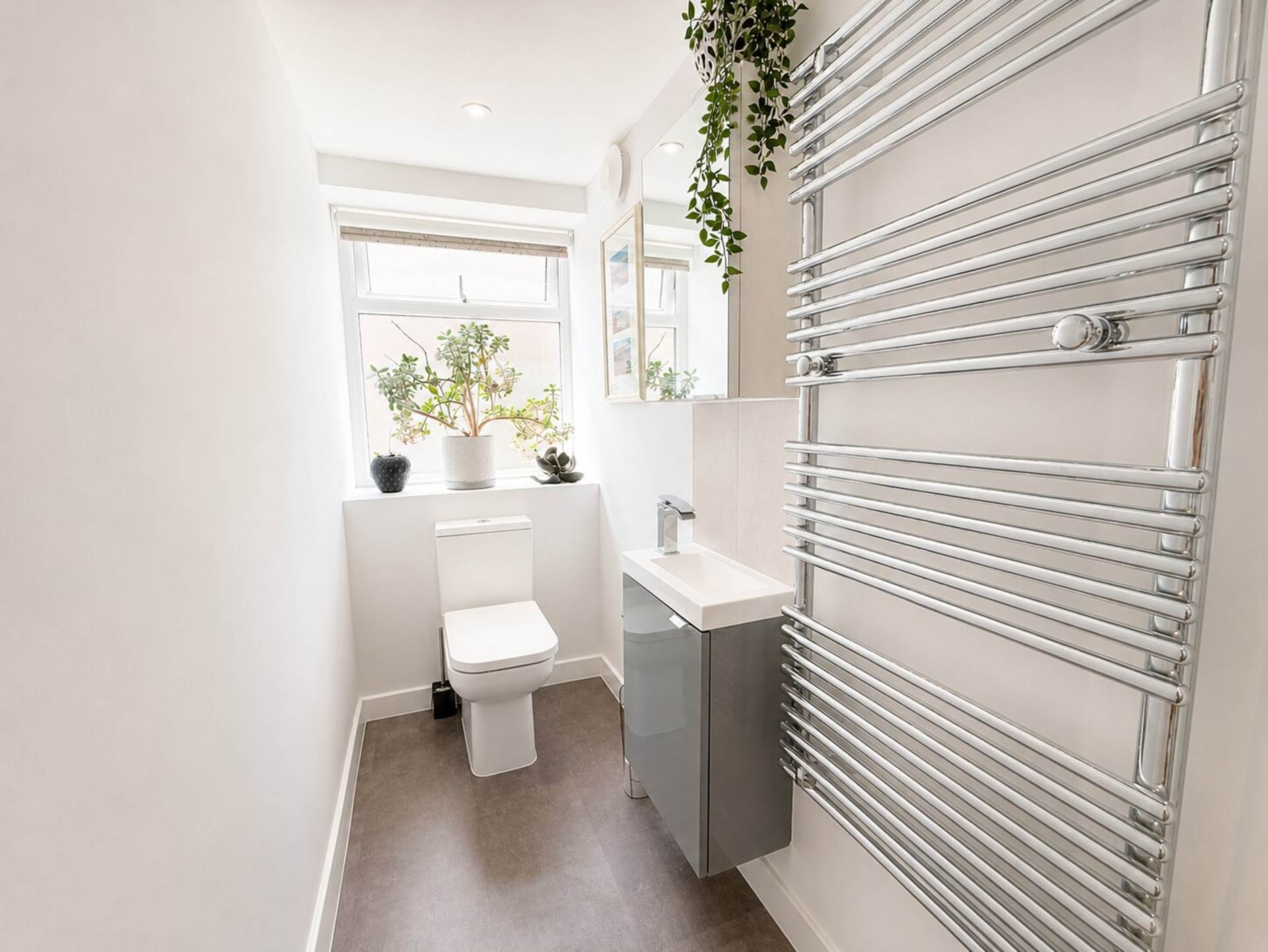 Bristol Road Lower, Hillside - Modern Apartment, Image 13