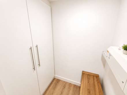Bristol Road Lower, Hillside - Modern Apartment, Image 8