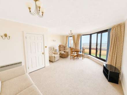Carlton Mansions, Sea Front Penthouse Apartment, Image 3