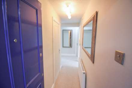 Arundell Court**Ground Floor**Totally Renovated**two Bedrooms**Patio Area**2 Minutes to Town**, Image 13