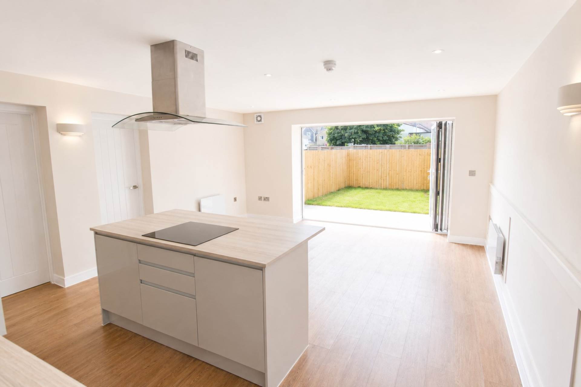 Ellenborough Park South, Weston-super-Mare, Image 2