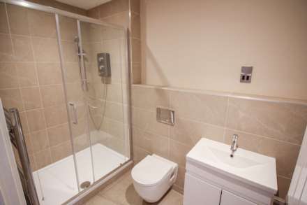 Ellenborough Park South**2 Minutes to Beach**Open Plan Living**2 Bedrooms**Garden**Allocated Parking**, Image 13